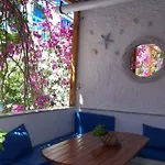 Doron Delfini Hotel