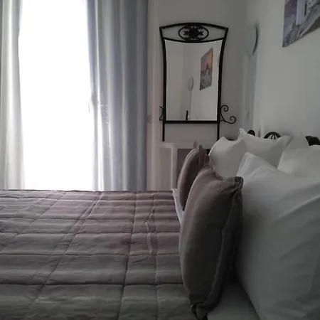 Doron Delfini Hotel *