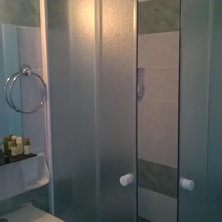 Doron Delfini Hotel *