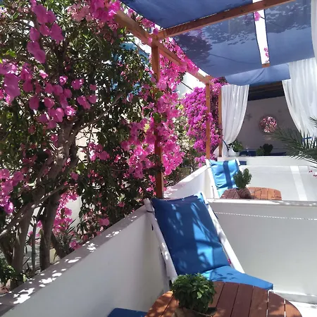 Doron Delfini * Naxos City