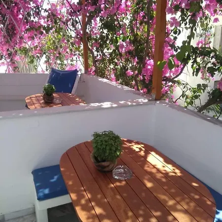 מלון Doron Delfini Naxos City