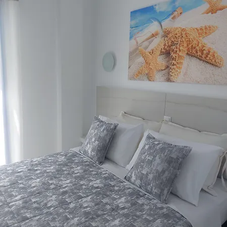 מלון Doron Delfini Naxos City